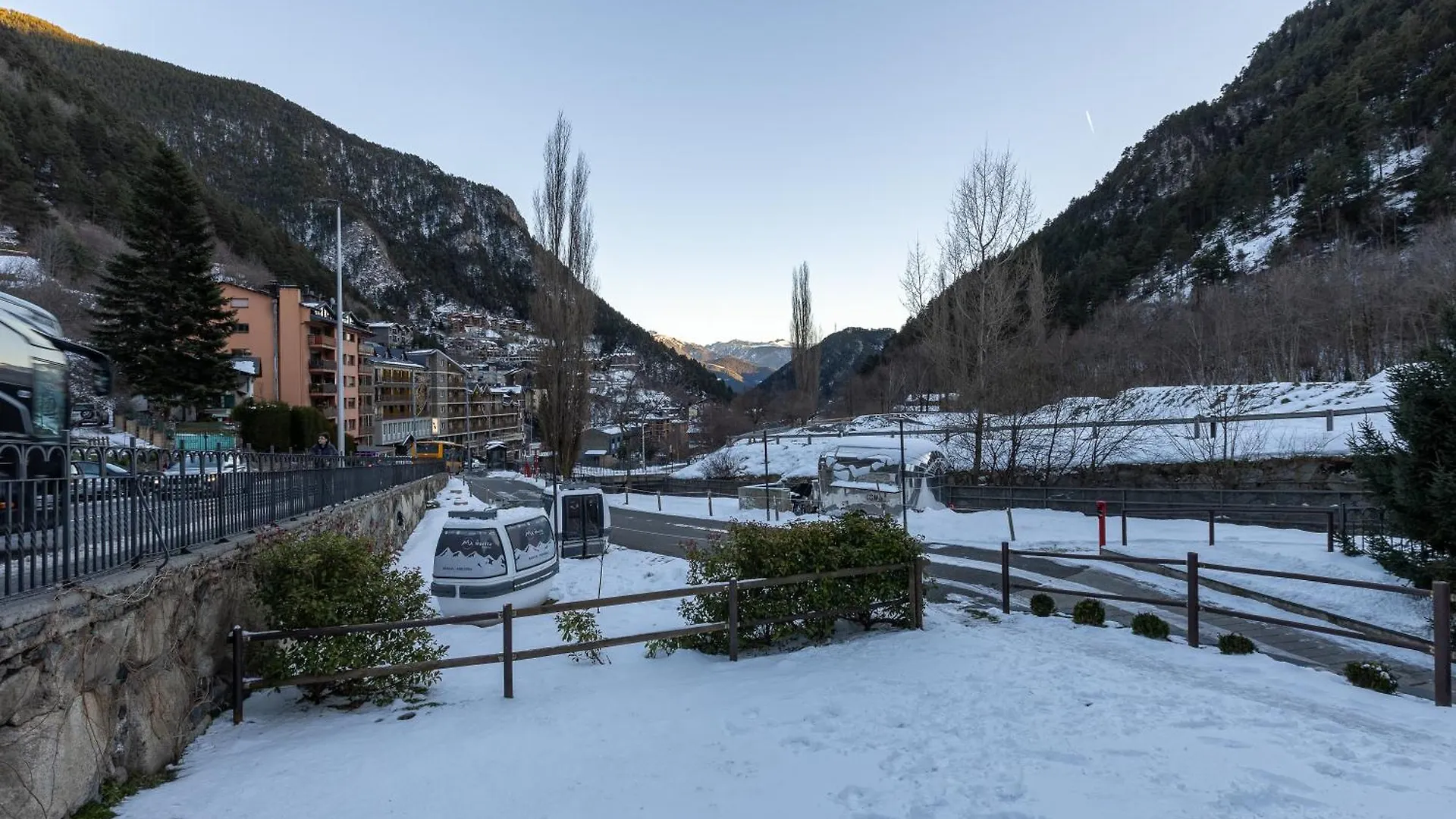 Apartaments Sant Moritz Arinsal