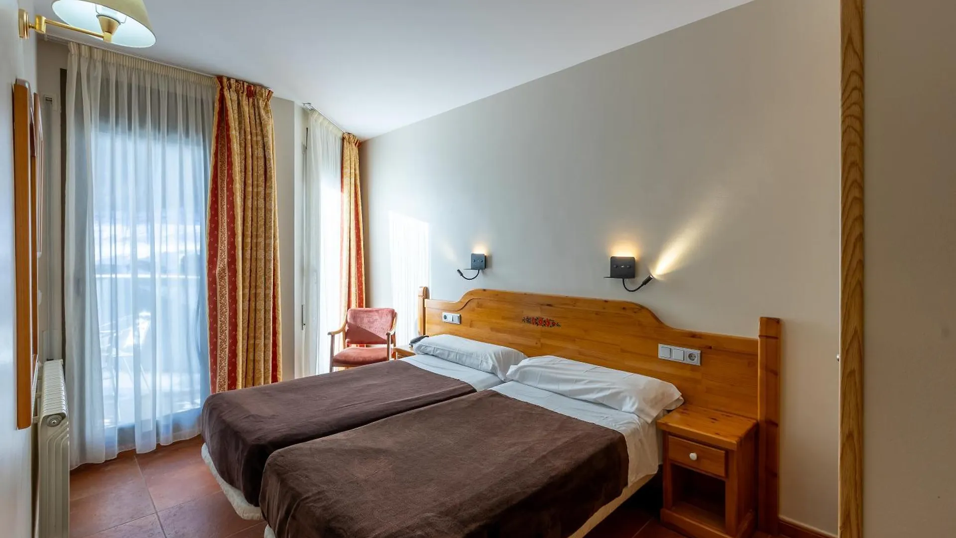 Apartaments Sant Moritz Arinsal