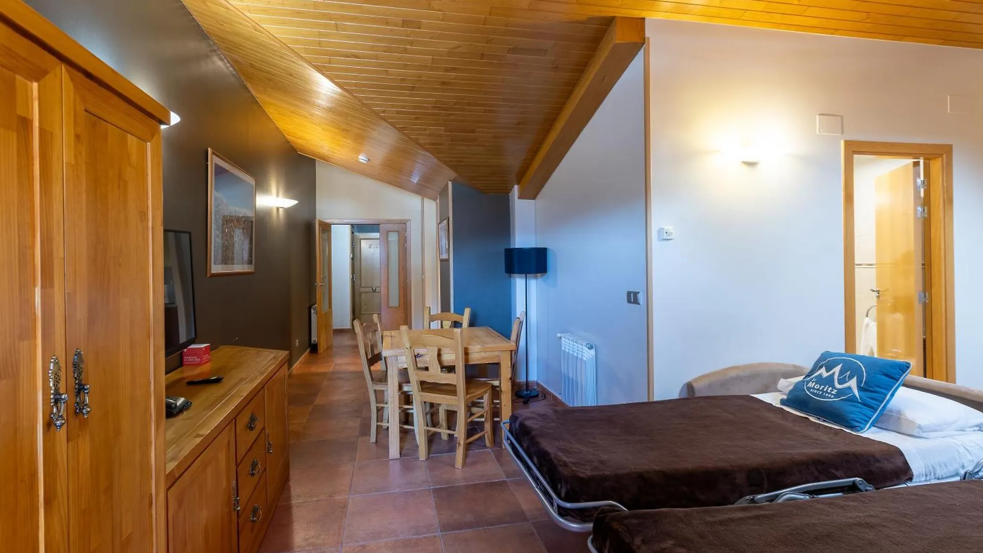 Apartaments Sant Moritz Arinsal 0*,
