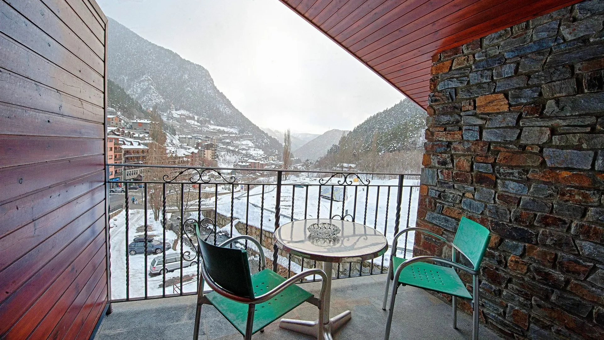 Apartaments Sant Moritz Arinsal